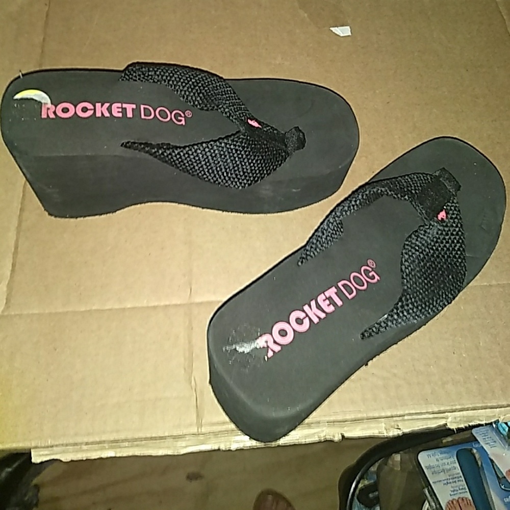 Platform shoes size 9med